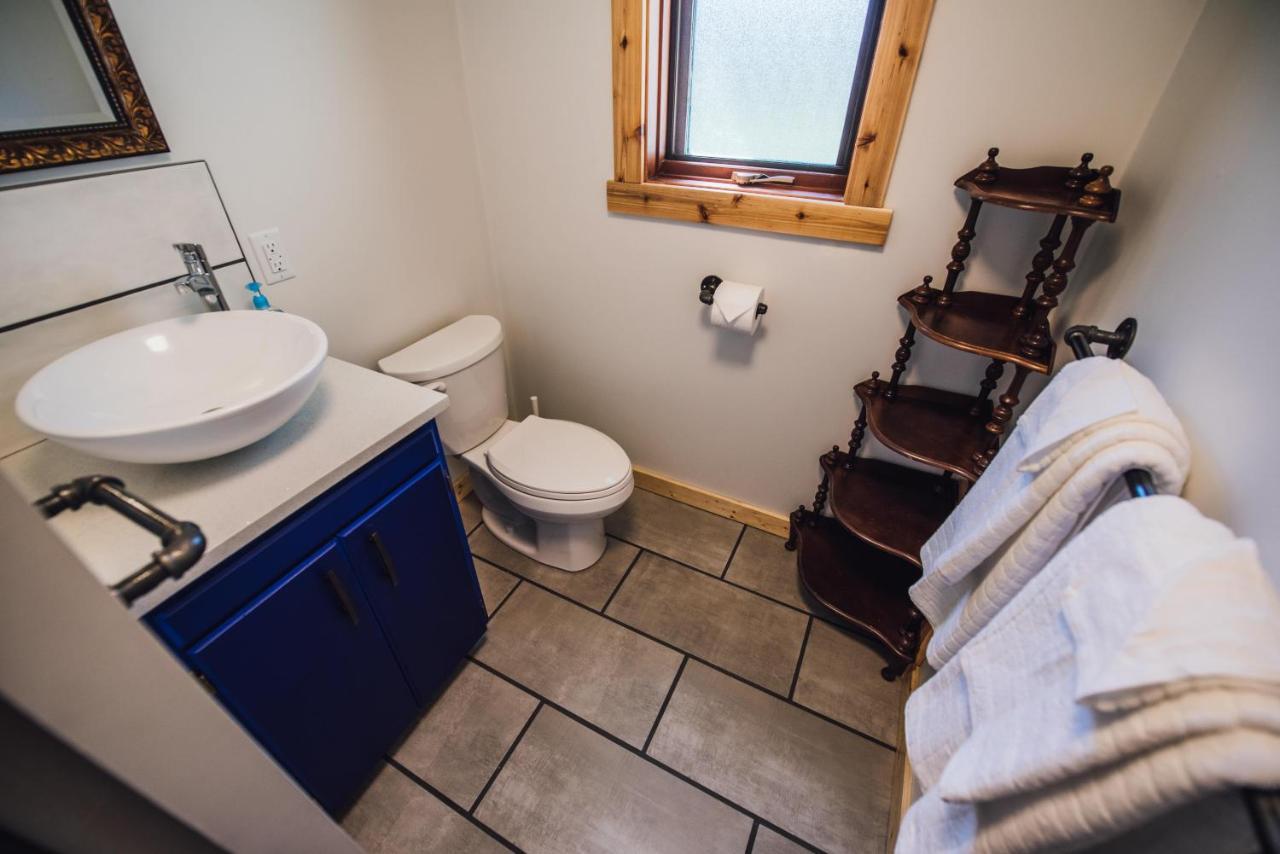 Grizzly Paw B&B Clearwater Bagian luar foto