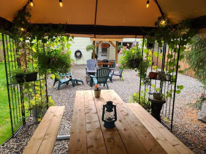 Grizzly Paw B&B Clearwater Bagian luar foto
